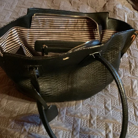 Purse - Picture 7 of 12